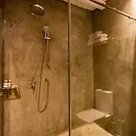 North Point Bed & Breakfast 4*