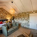 North Point 4* Antipata (Erisos)