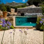 North Point Bed & Breakfast 4*
