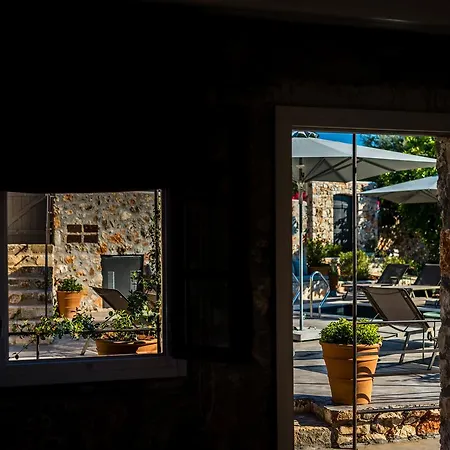 فندق مبيت وإفطار North Point 4*