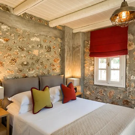 North Point Bed & Breakfast 2*