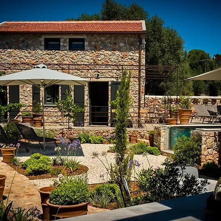 North Point Bed & Breakfast Antipata (Erisos)